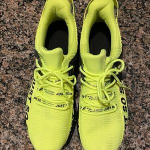 Men’s Running/Walking Sneakers